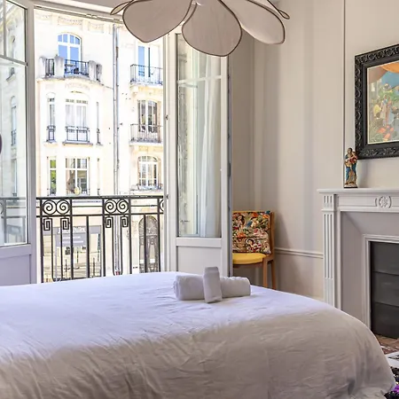 Appartement au pied de la Cathédrale - Reims Centre Apartamento Reims
