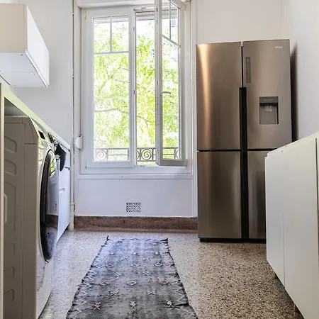 Au Pied De La Cathedrale - Centre Reims